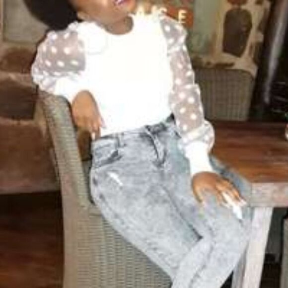 Polka Dot Sheer Sleeve Fitted Top white - Picture 6 of 9